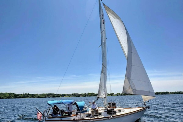 Wilemar 35ft Bristol Yacht For Sale