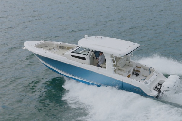 35ft Boston Whaler Yacht For Sale