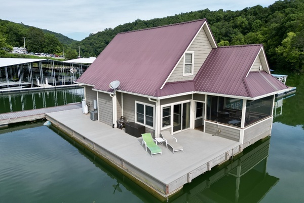 50-ft-Custom-2010-Floating Cabin - Approx 1340sqft- Norris Lake Tennessee United States  yacht for sale