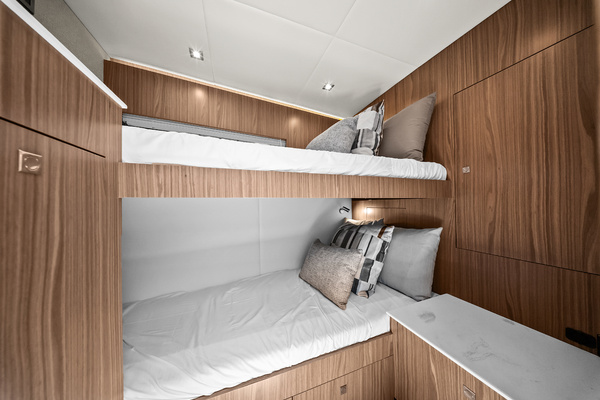 50ft Cruisers Yachts Yacht For Sale