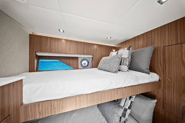 50ft Cruisers Yachts Yacht For Sale