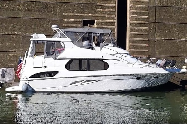 2003 Silverton 43