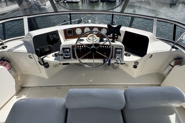 2003 Silverton 43