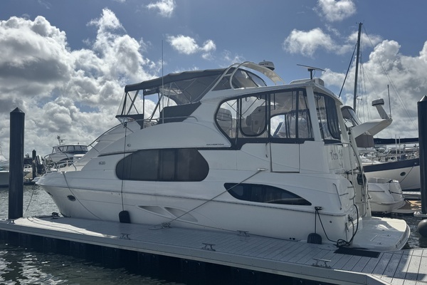 2003 Silverton 43