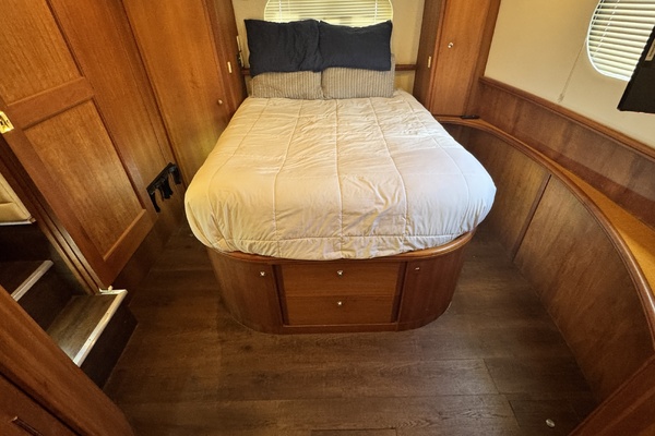 Turn the Paige 43ft Silverton Yacht For Sale