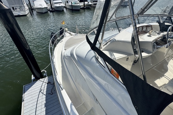 2003 Silverton 43