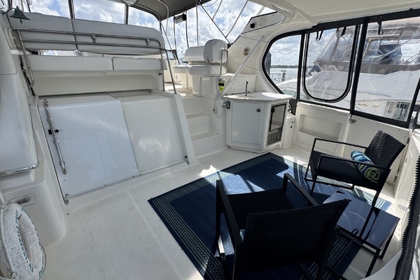 Turn the Paige 43ft Silverton Yacht For Sale