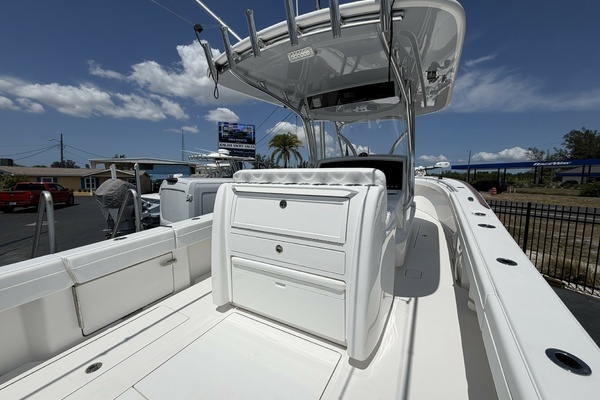 2023 Valhalla Boatworks 33