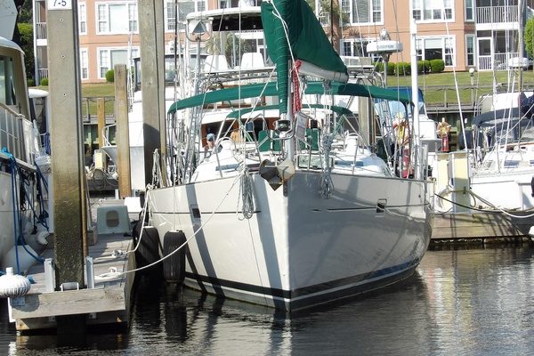 Phantom 47ft Beneteau Yacht For Sale
