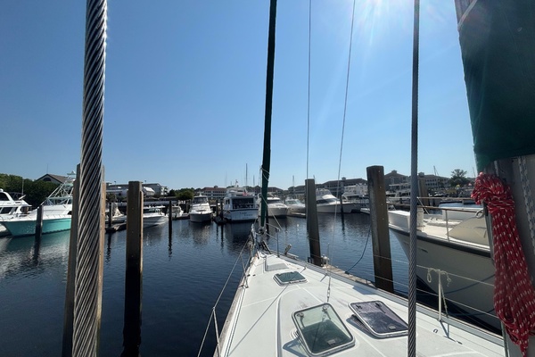 Phantom 47ft Beneteau Yacht For Sale