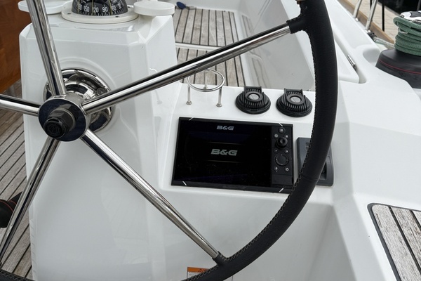 Wind Gypsea 38ft Beneteau Yacht For Sale