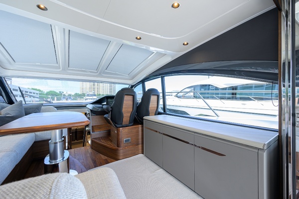 Princess 50 Everlong - Interior Salon