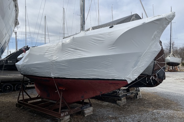 Photo of the 1981 Sea Sprite  "MINUET"
