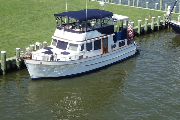 1981 Marine Trader 44 Double Cabin