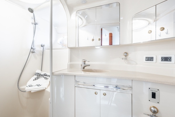 2001 Sea Ray 51