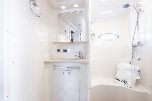 2001 Sea Ray 51