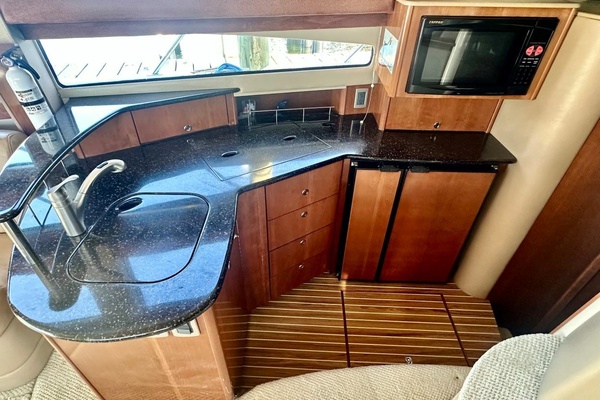 Summer Wind 39ft Meridian Yacht For Sale