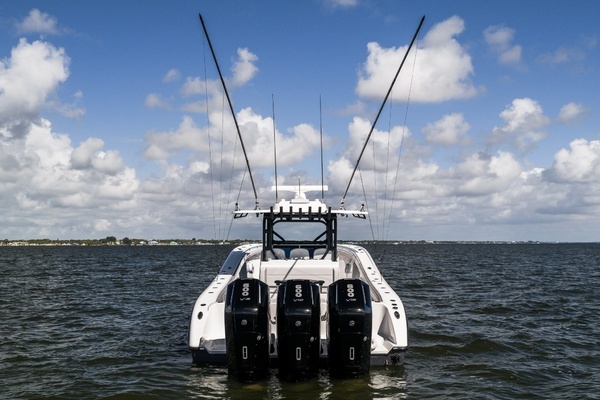 2023 Yellowfin 42