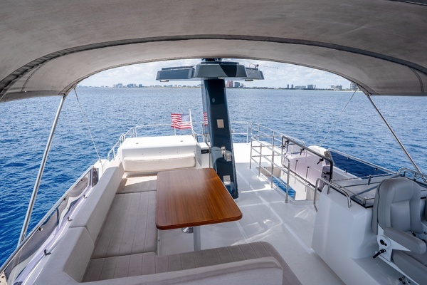 2025 Sirena 58