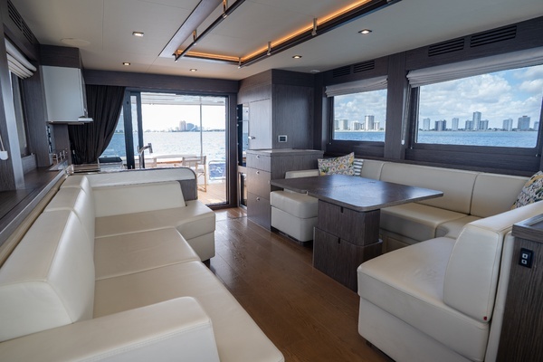 2025 Sirena 58