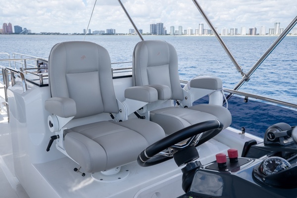 2025 Sirena 58