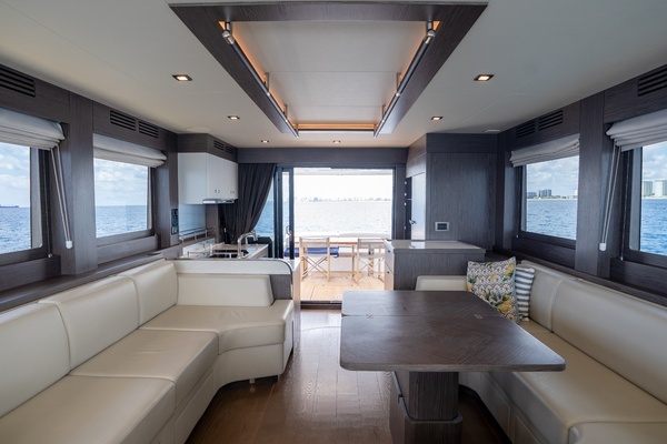 2025 Sirena 58