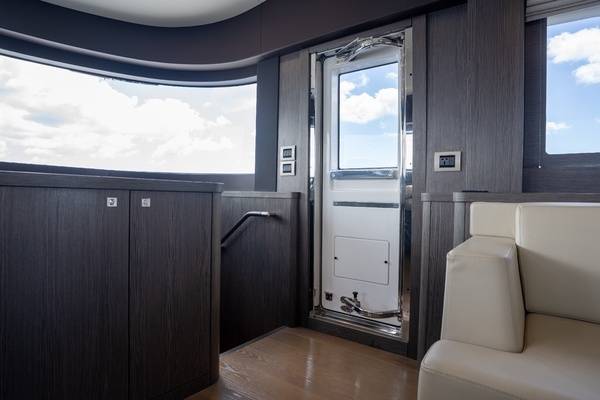 2025 Sirena 58