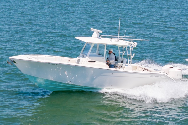 32 Cobia 2020 Hank 01