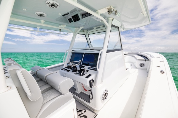 2023 Yellowfin 39