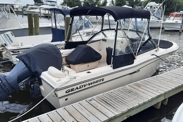 20ft Grady White Yacht For Sale