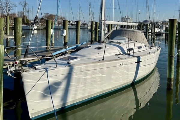 Kinetic 36ft Beneteau Yacht For Sale