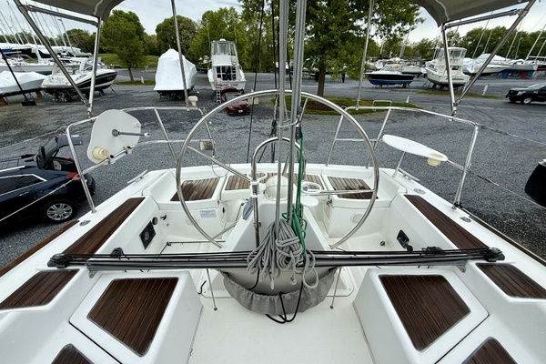 Kinetic 36ft Beneteau Yacht For Sale