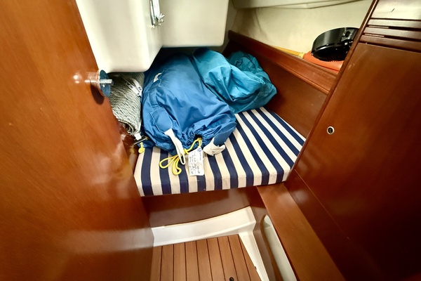 Kinetic 36ft Beneteau Yacht For Sale