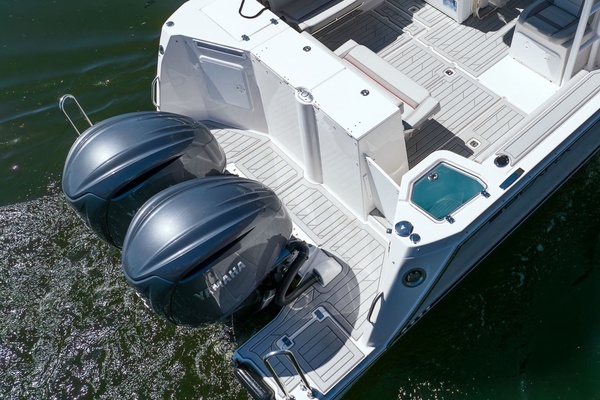 Photo of the 2026 Solara 310 CW