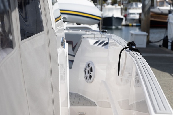 Solara 310 CW Yacht For Sale