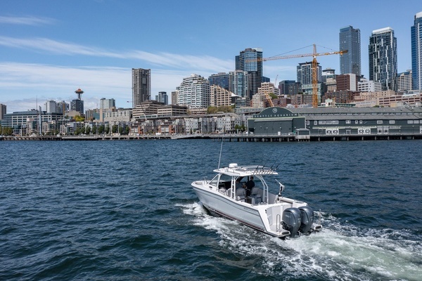 Solara 310 CW Yacht For Sale