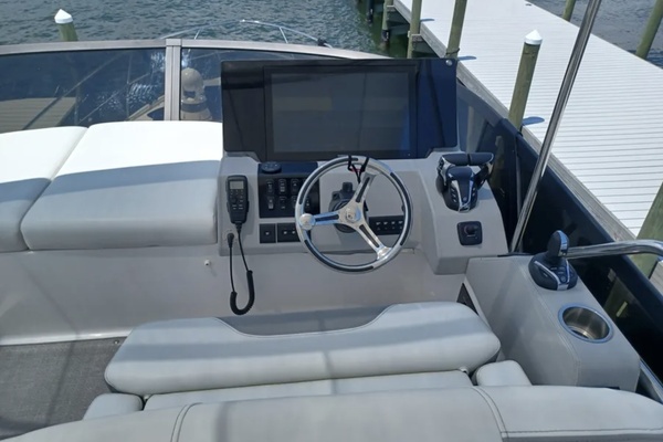 42ft Regal Yacht For Sale