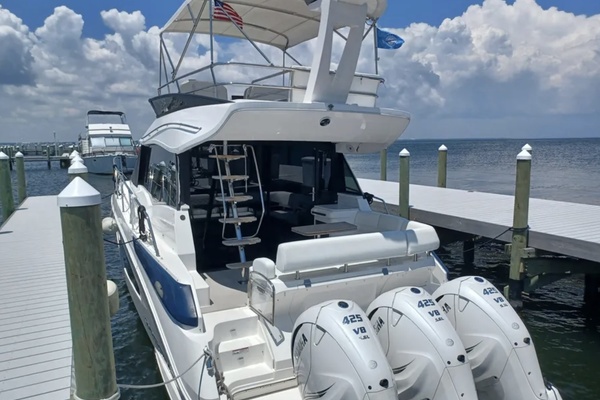 42ft Regal Yacht For Sale
