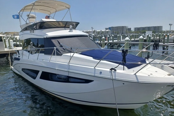 2023 Regal 42