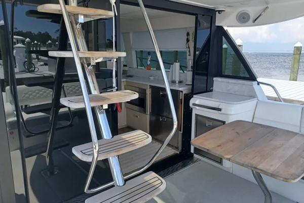 42ft Regal Yacht For Sale
