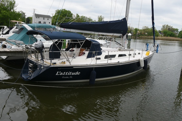 L  Attitude 40ft Sabre Yacht For Sale
