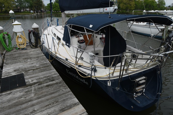 L  Attitude 40ft Sabre Yacht For Sale