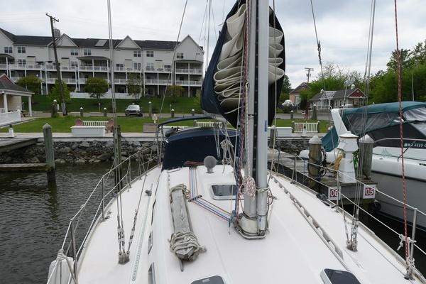 Photo of the 1996 Sabre 402 "L' Attitude"