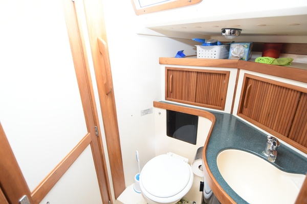 L  Attitude 40ft Sabre Yacht For Sale