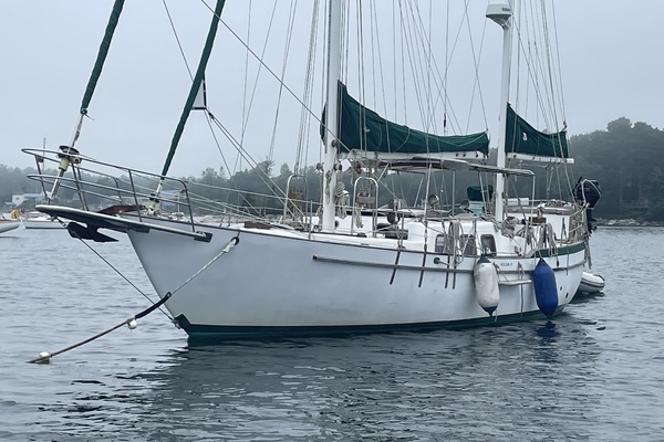Photo of the 1975 Westsail Staysail Ketch "Tavake"