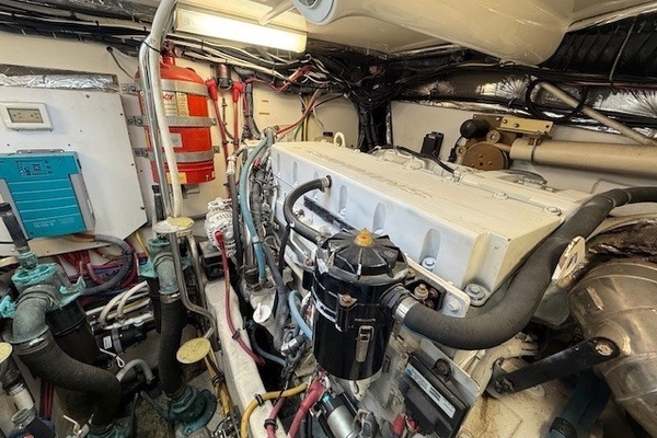 2007 Tiara Yachts 42