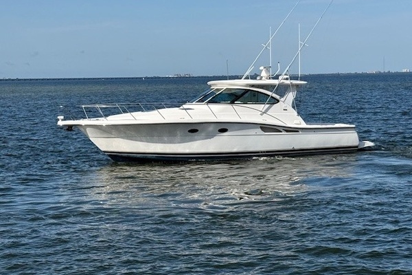 Photo of the 2007 Tiara Yachts 4200 Open "Property Damage"
