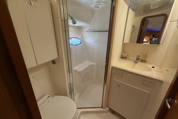 2007 Tiara Yachts 42