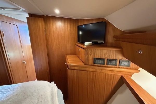 2007 Tiara Yachts 42