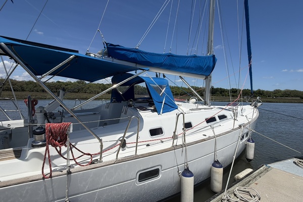 SOJOURNER 42ft Beneteau Yacht For Sale